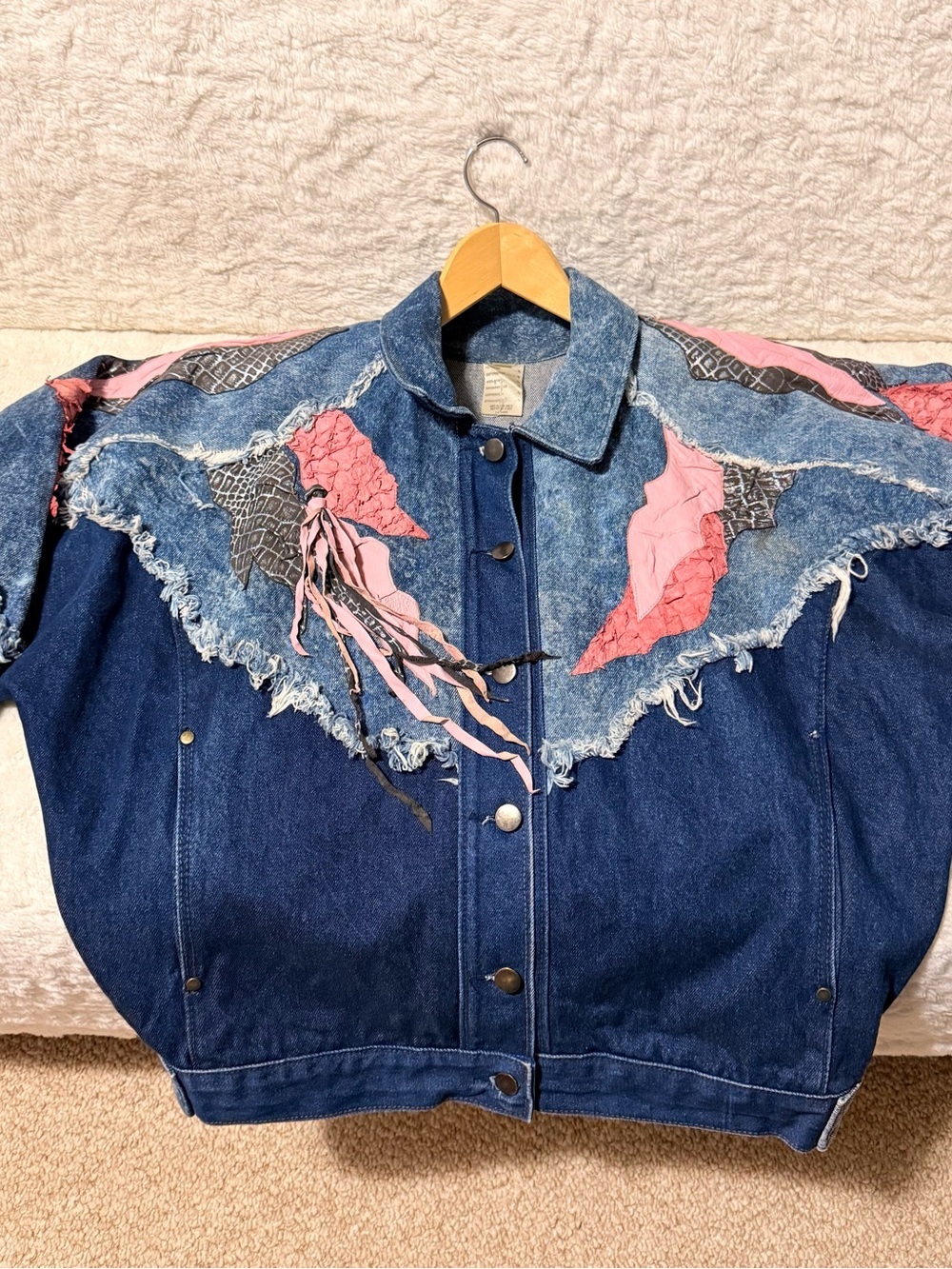 Rare Vintage 80s Denim Jacket with Pink Leather Accents - Picture 10 of 12